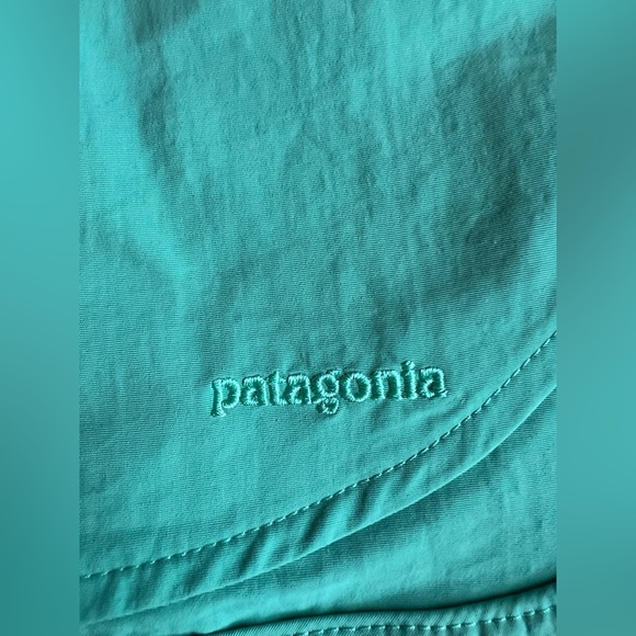 Patagonia Wavefarer Boardshorts Regular Fit Light Beryl Green w/SPF 20 Size 18 - Picture 7 of 8